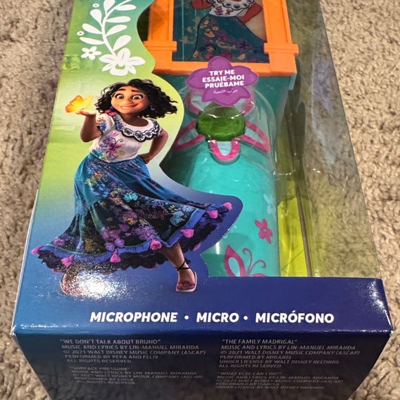 New! Disney Encanto Kids Microphone - Picture 3 of 5